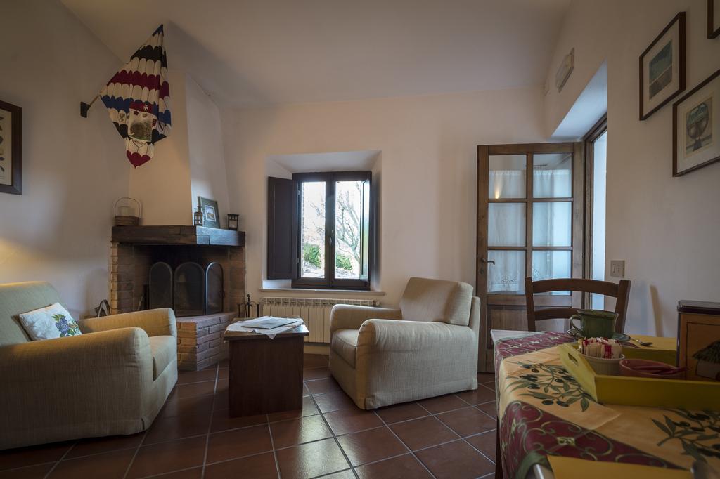 Collelungo Guest House Castellina in Chianti Luaran gambar
